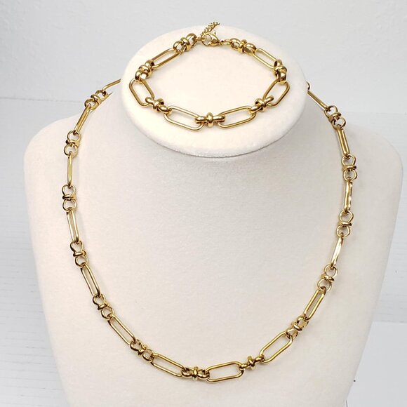 High Quality Paperclip Set Stainless Steel Necklace and Bracelet in Golden Color - Picture 1 of 6